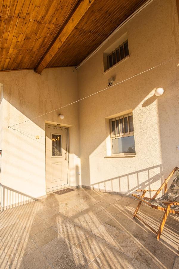 Aprosmeno Jacuzzi House 2 Apartment Agros Exterior photo